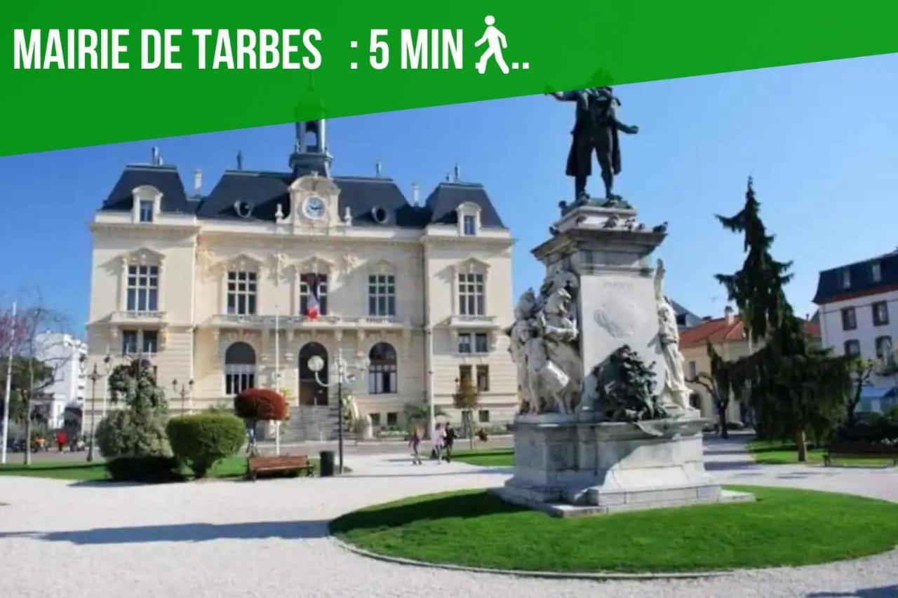 Le Voltaire -2 Chambres- 70M2- Hypercentre-Parking-Wifi Fibre- Nouvelle Literie Tarbes Dış mekan fotoğraf
